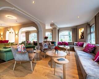 Bar &amp; Lounge im Romantik SPA Hotel Seefischer
